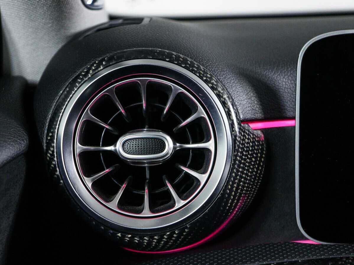 Mercedes-Benz A-Класс 220, 2019 Фото №19