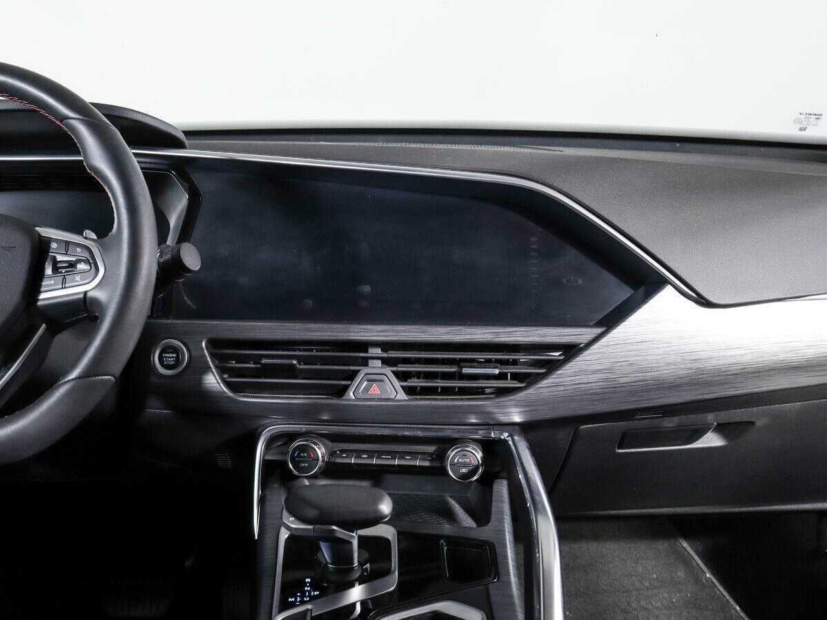 Geely Tugella, 2021 Фото №11