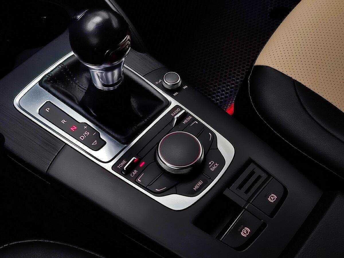 Audi A3 Sportback, 2013 Фото №12