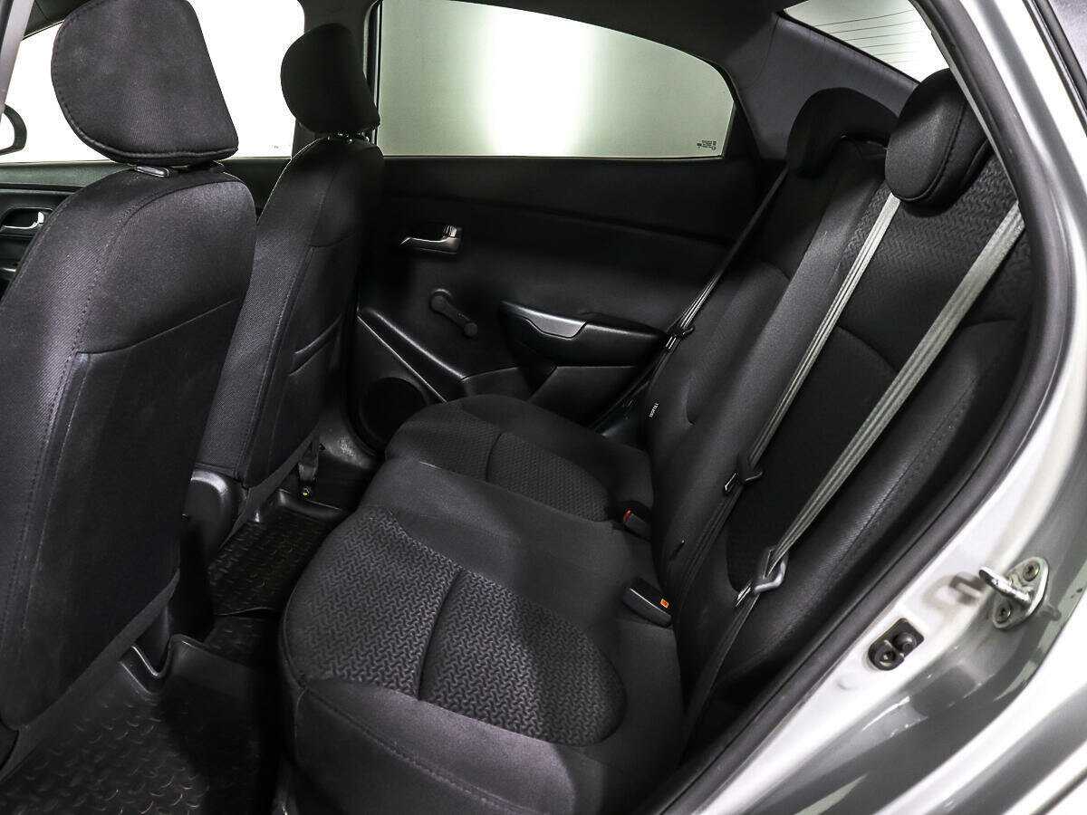 Kia Rio, 2016 Фото №9