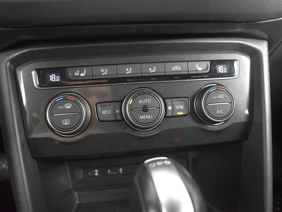 Volkswagen Tiguan, 2017 Фото №25