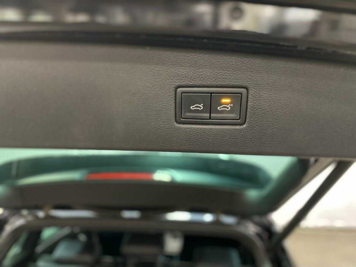 Volkswagen Tiguan, 2021 Фото №20