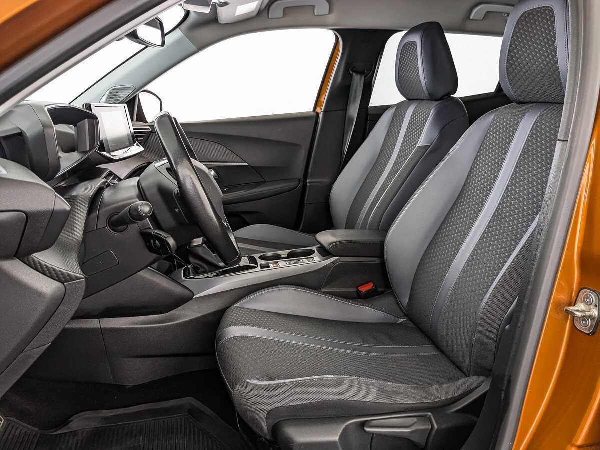 Peugeot 2008 6AT, 2020 Фото №16