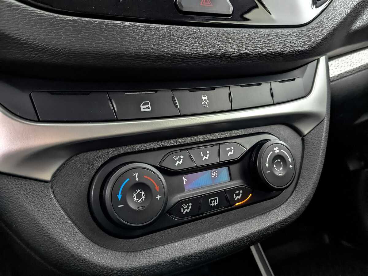 Lada (ВАЗ) Vesta SW Cross, 2022 Фото №17