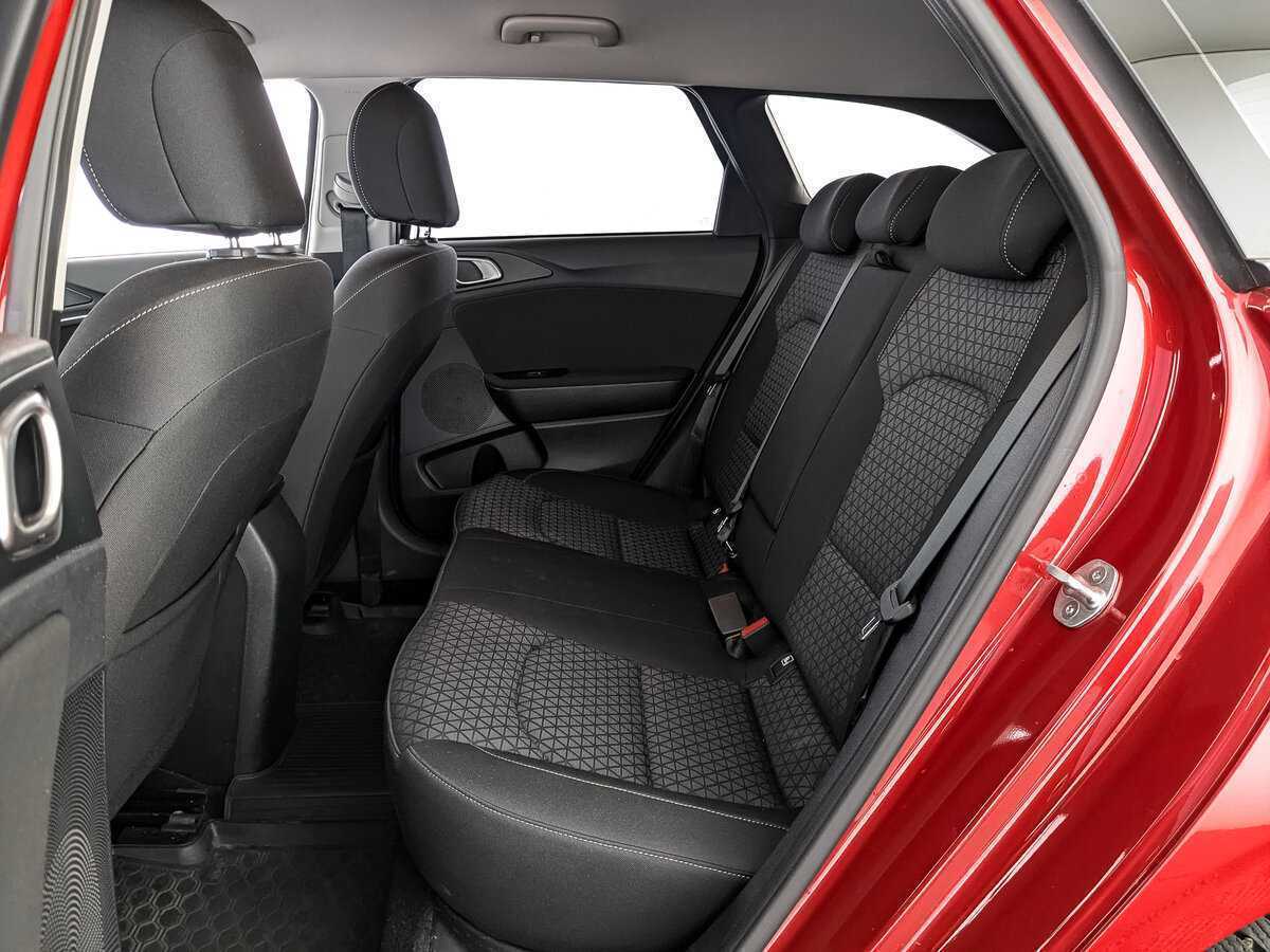 Kia Ceed, 2021 Фото №14