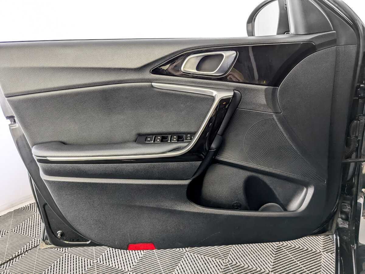 Kia Ceed, 2019 Фото №15