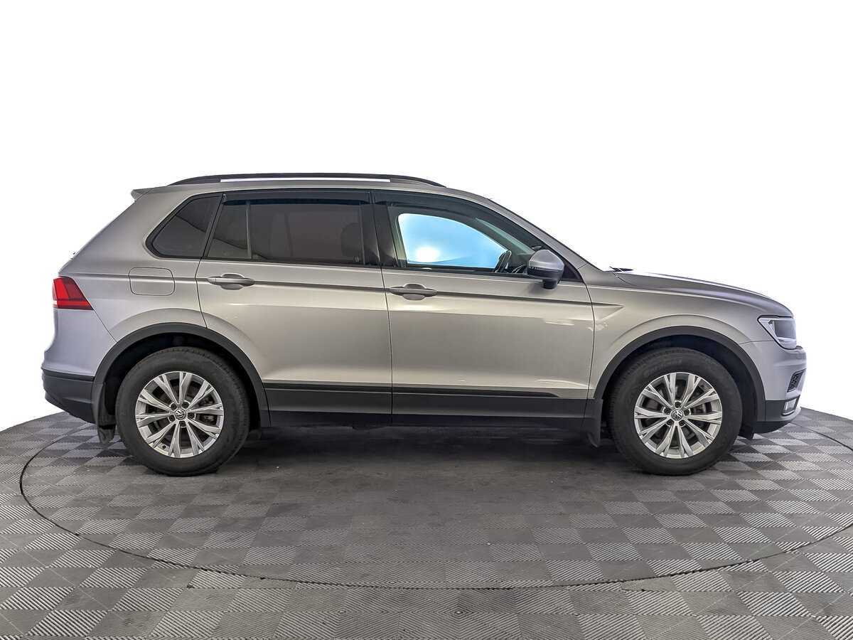 Volkswagen Tiguan, 2019 - 70 206 км. | Фото №4