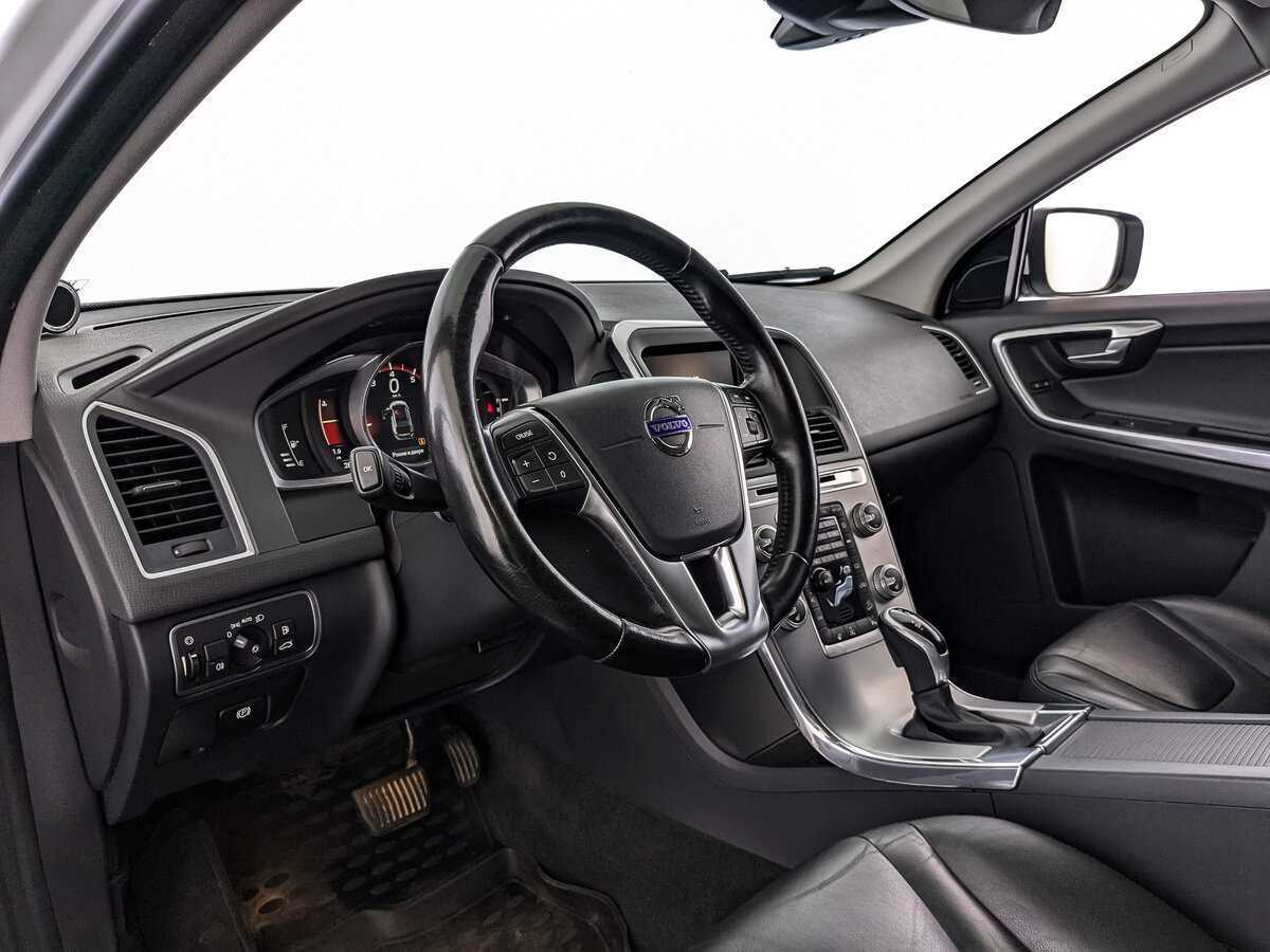 Volvo XC60, 2017 Фото №11