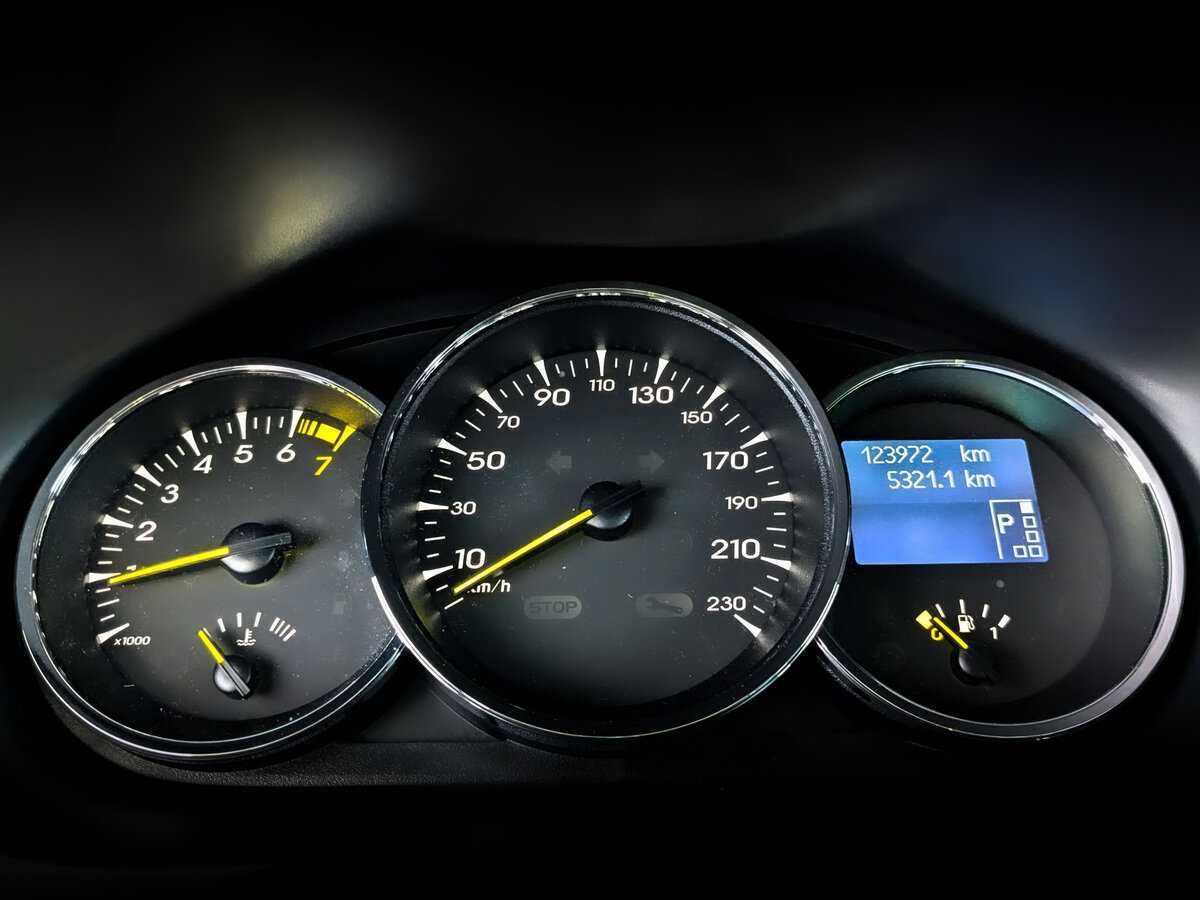 Renault Fluence, 2012 Фото №11