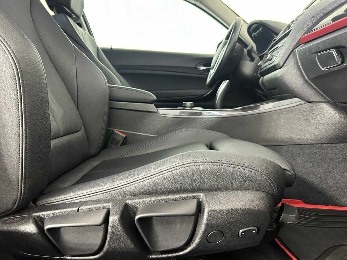 BMW 1 серии 118i, 2013 Фото №14