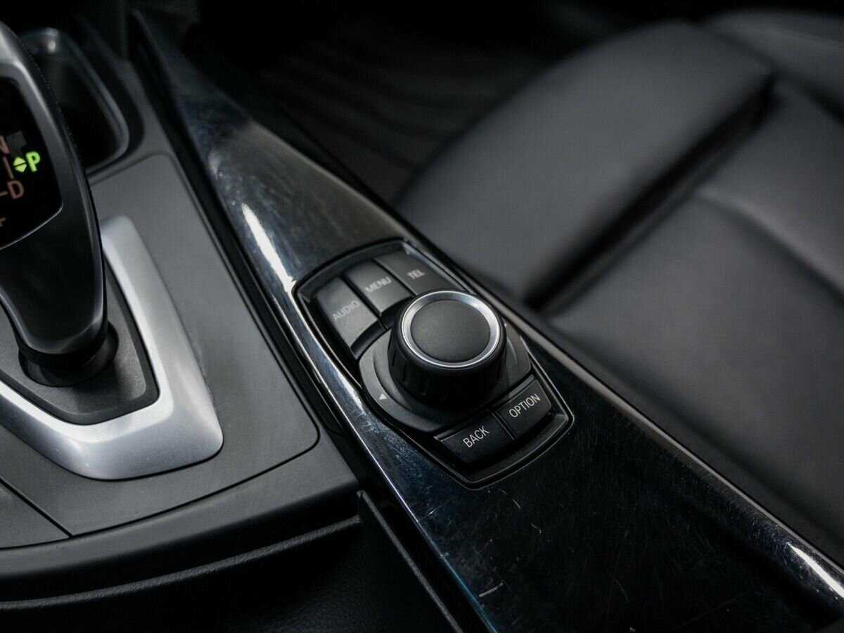 BMW 3 серии 320d xDrive, 2013 Фото №19