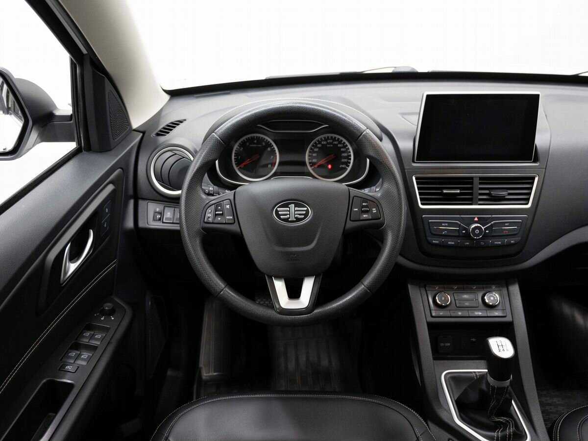 FAW Besturn X40, 2019 Фото №13