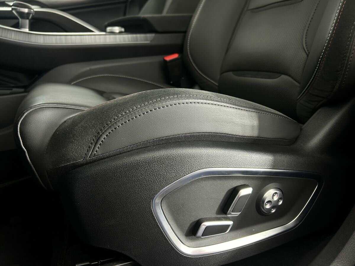 Geely Tugella, 2021 Фото №8