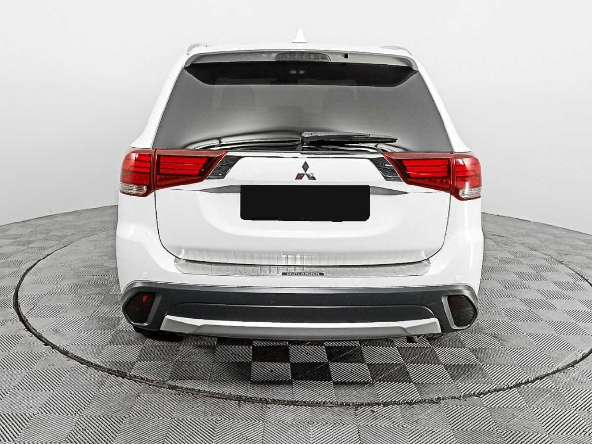 Mitsubishi Outlander, 2018 Фото №6
