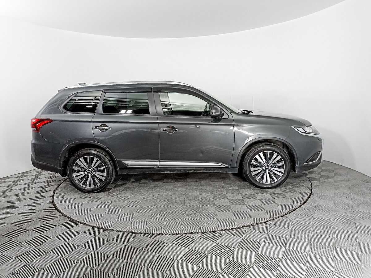Mitsubishi Outlander, 2021 - 47 049 км. | Фото №4