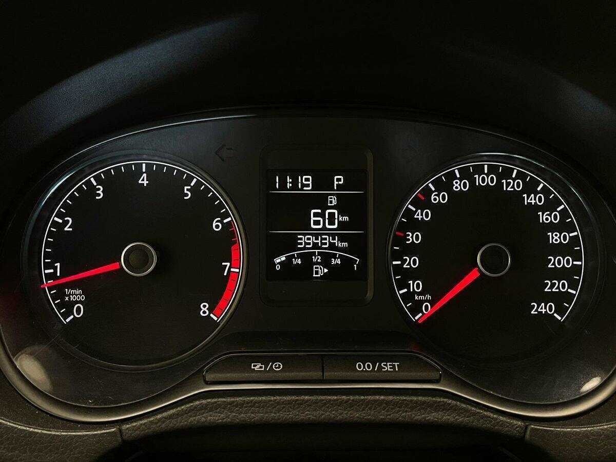 Volkswagen Polo, 2018 Фото №19