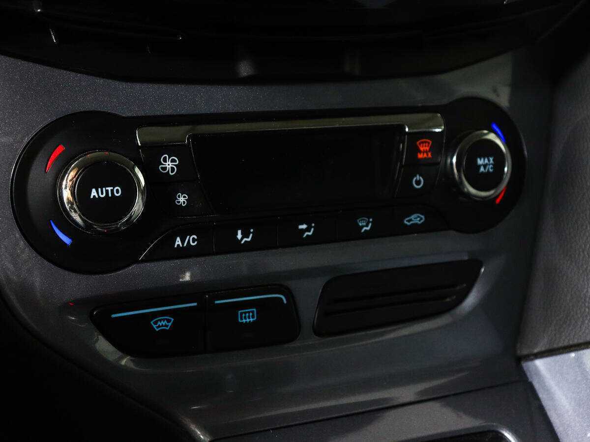 Ford Focus, 2012 Фото №12