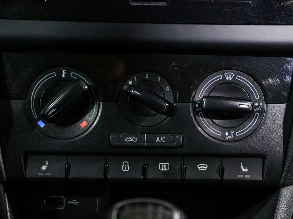 Skoda Rapid, 2019 Фото №14