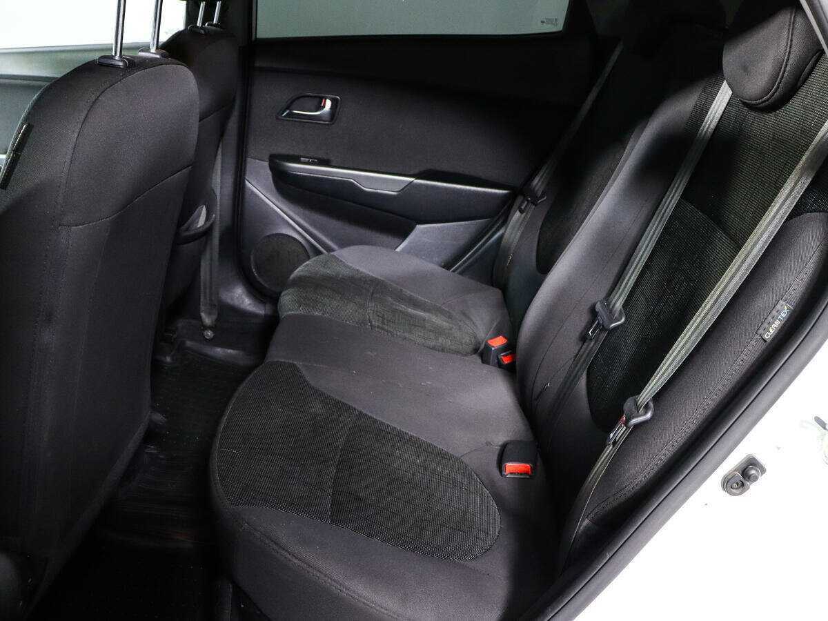 Kia Rio, 2016 Фото №10