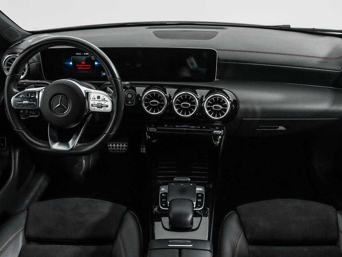 Mercedes-Benz CLA 200, 2019 Фото №14