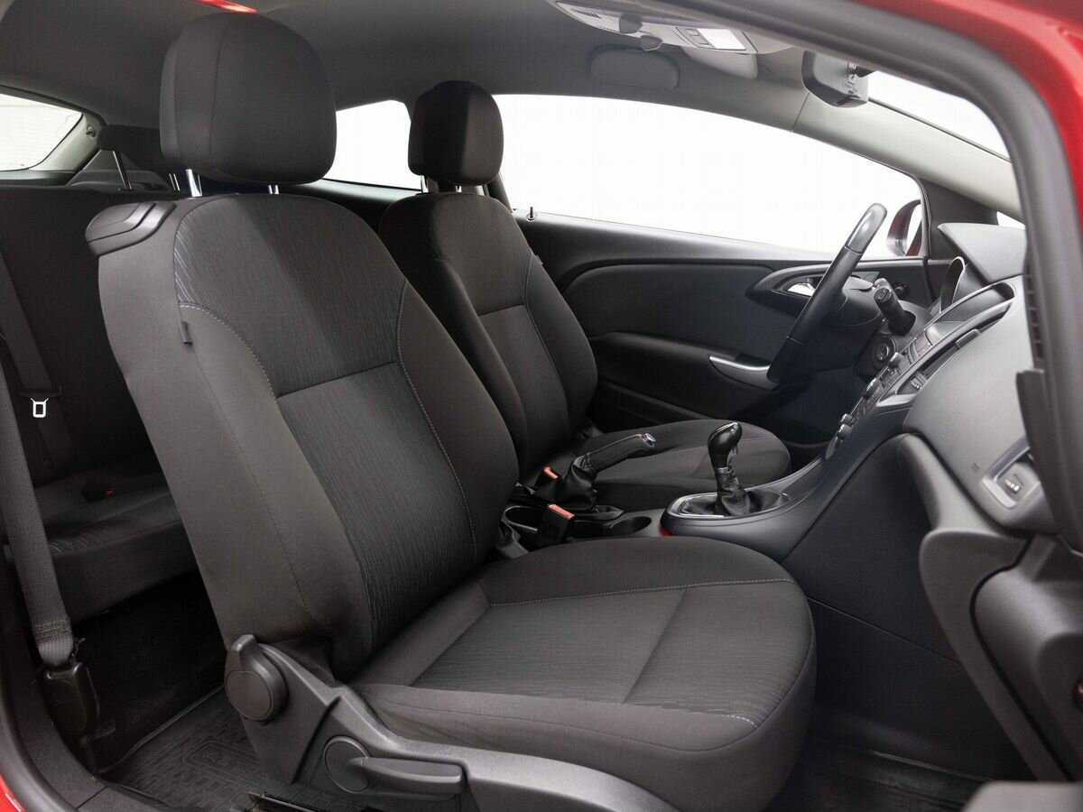 Opel Astra GTC, 2012 Фото №13