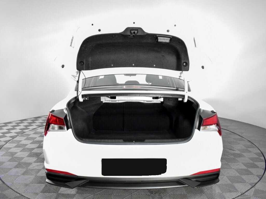 Hyundai Elantra, 2021 Фото №16