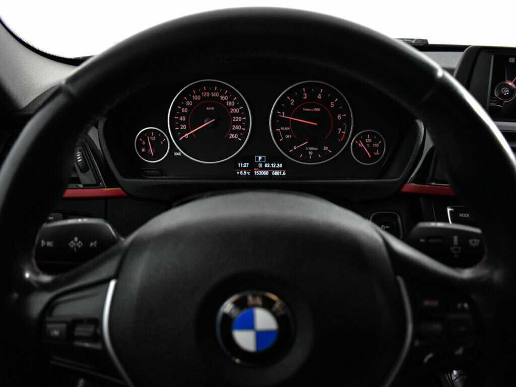 BMW 3 серии 320i xDrive, 2013 Фото №16
