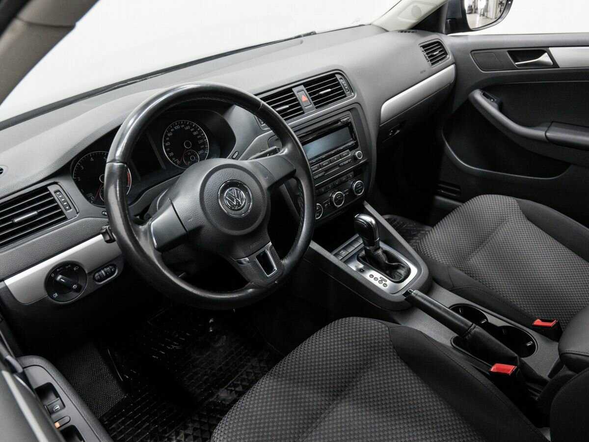 Volkswagen Jetta, 2012 Фото №14