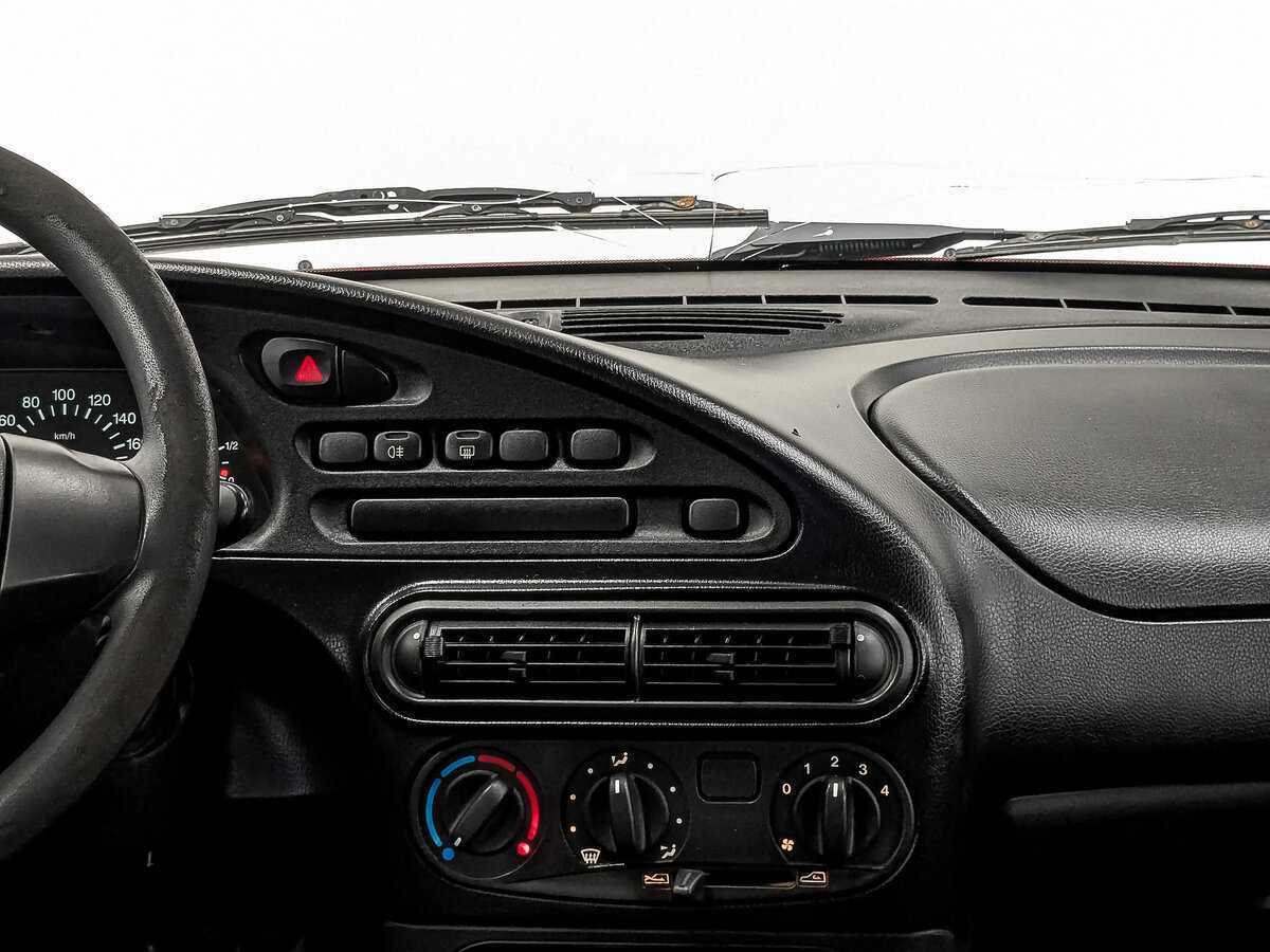 Chevrolet Niva, 2015 Фото №16