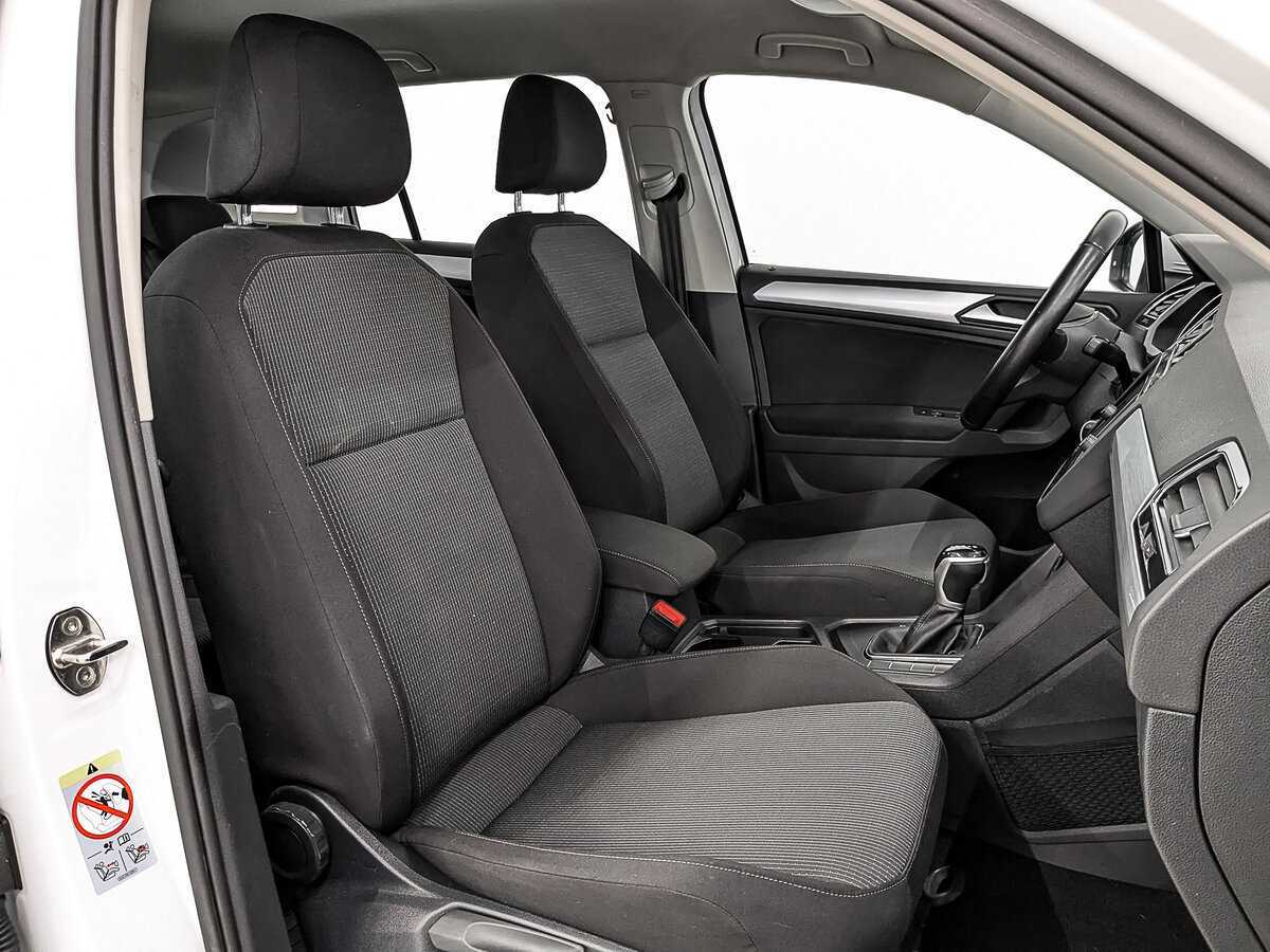 Volkswagen Tiguan, 2021 Фото №24