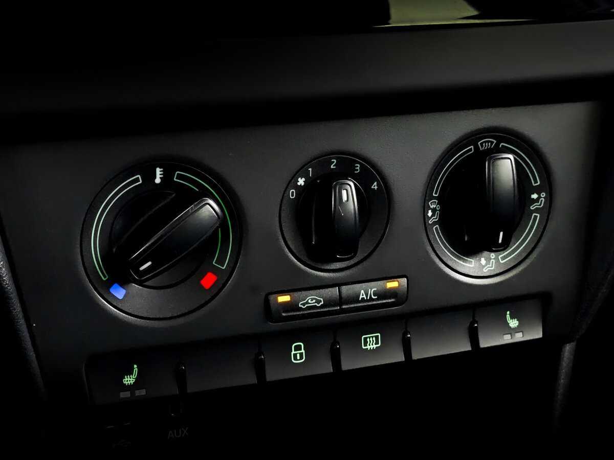 Skoda Rapid, 2017 Фото №25