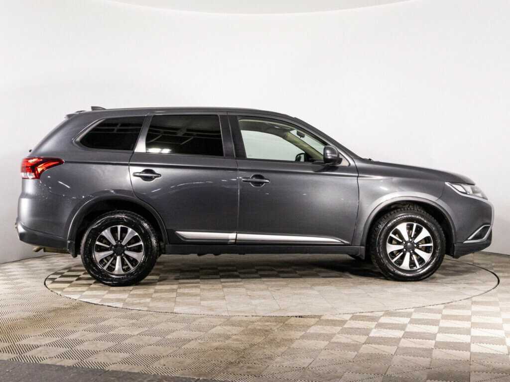 Mitsubishi Outlander, 2019 - 125 248 км. | Фото №4