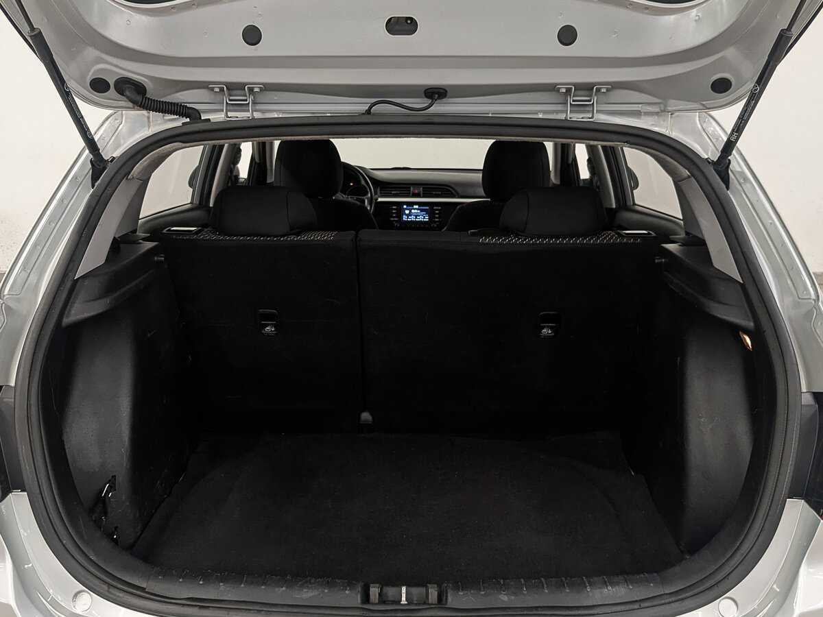 Kia Rio X-Line, 2020 Фото №10