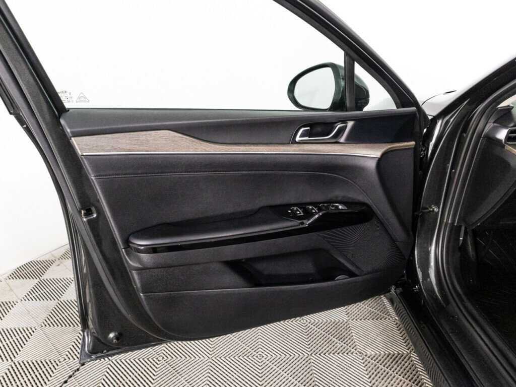 Kia K5, 2020 Фото №23