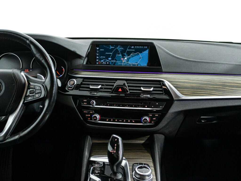 BMW 5 серии 520d xDrive, 2017 Фото №14