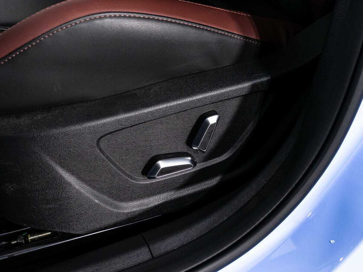 Geely Coolray, 2022 Фото №16