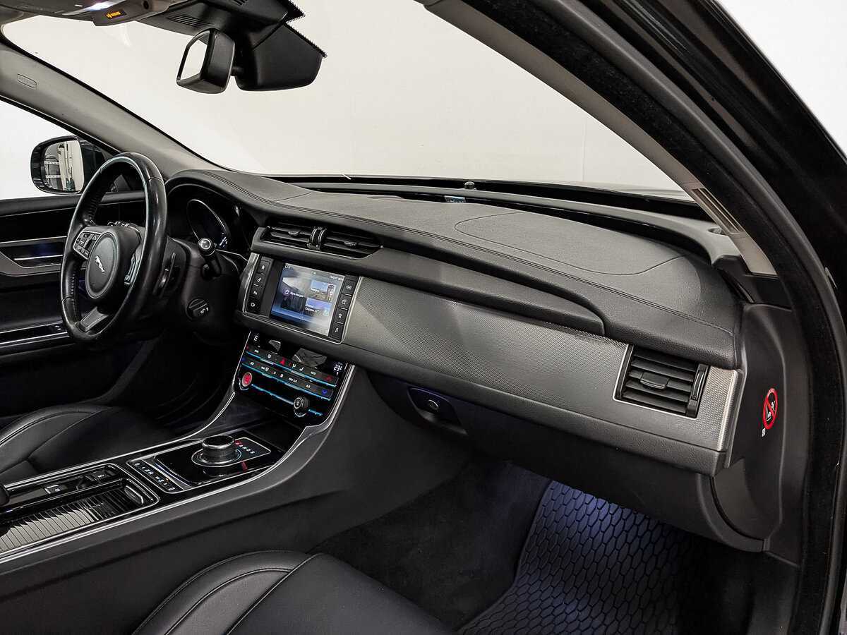 Jaguar XF, 2017 Фото №11