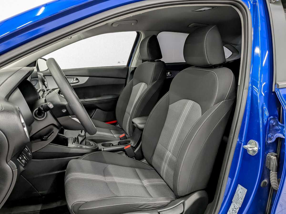 Kia Cerato, 2022 Фото №16