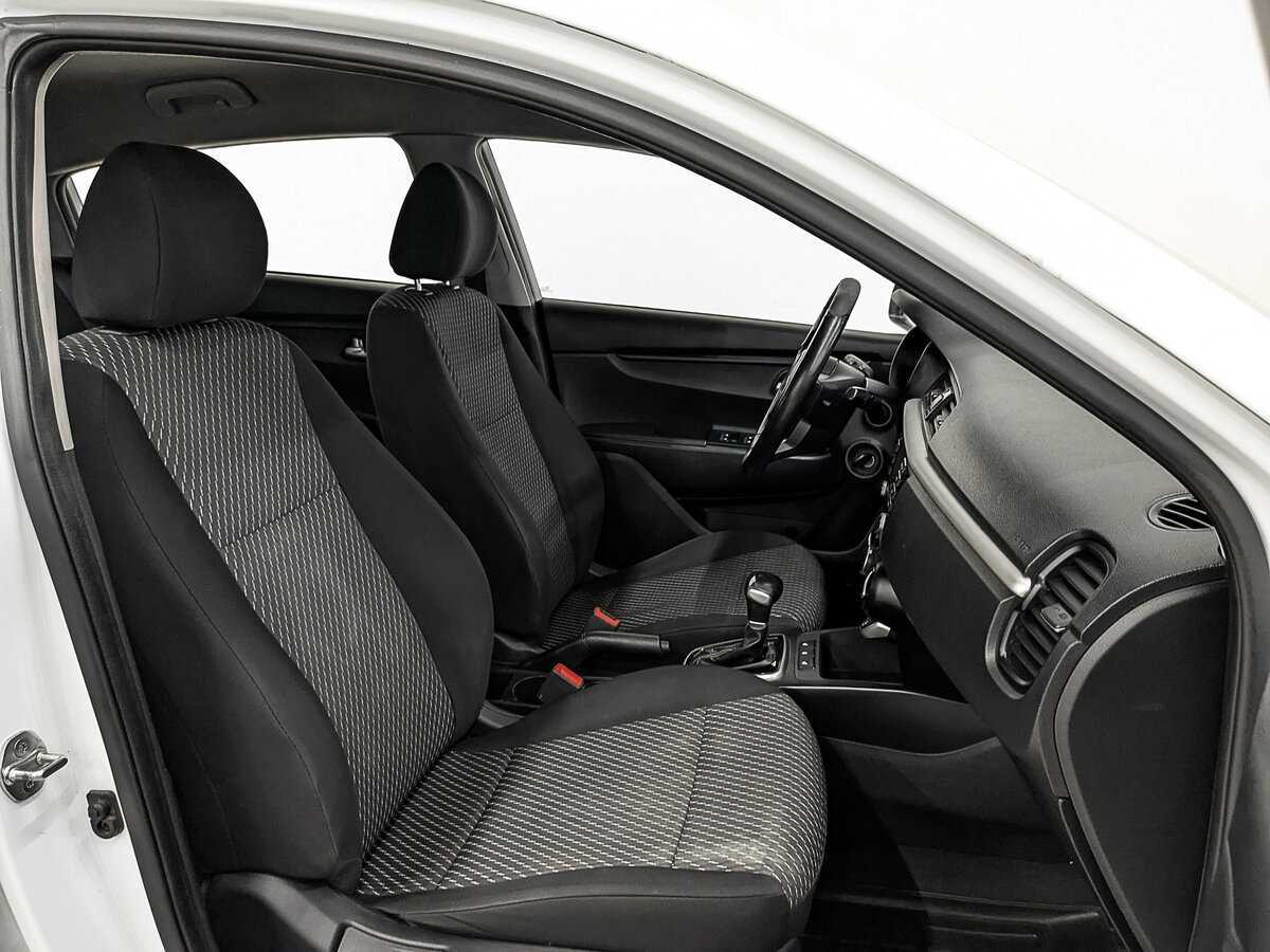 Kia Rio X-Line, 2020 Фото №23