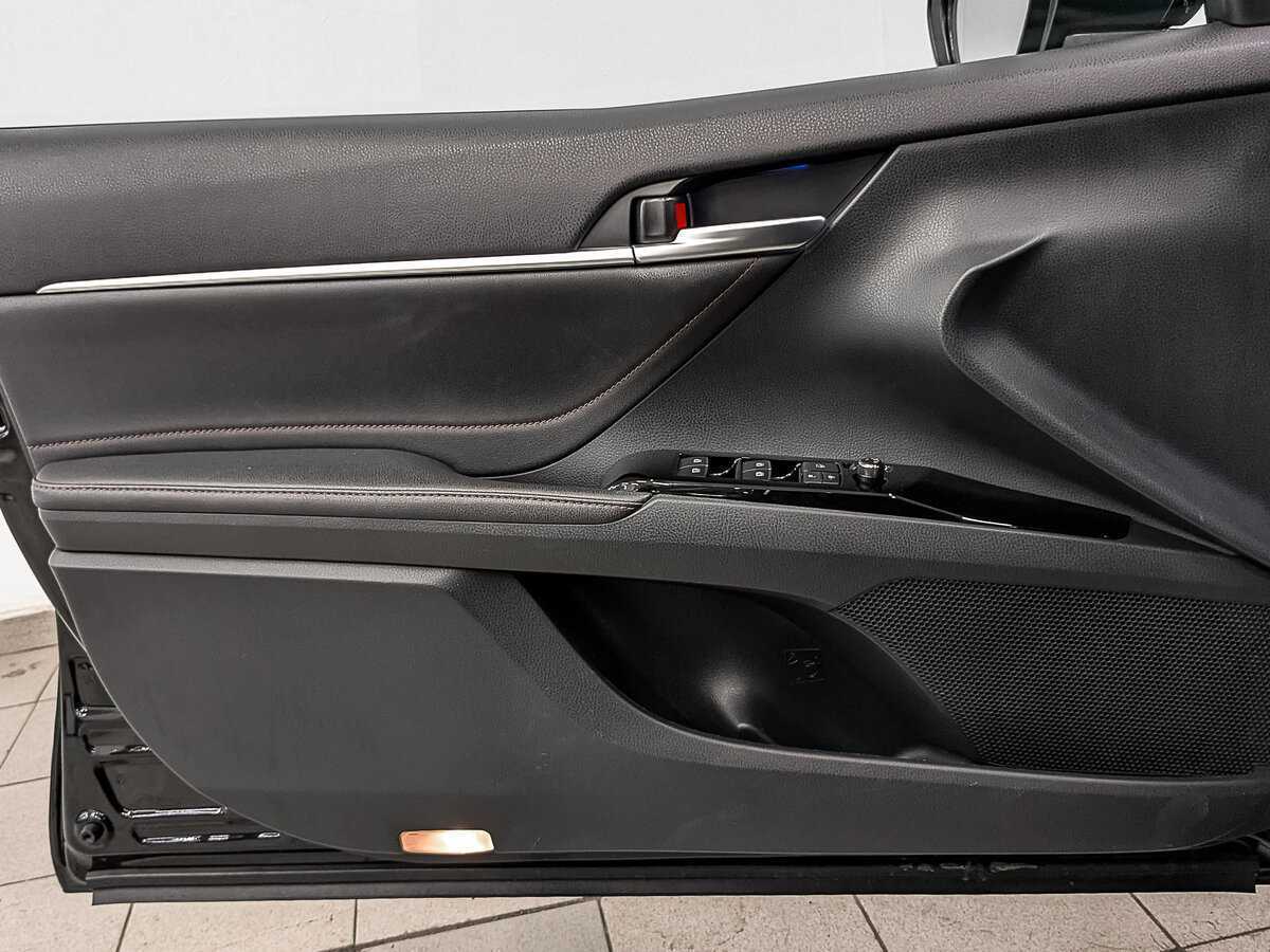Toyota Camry, 2020 Фото №19