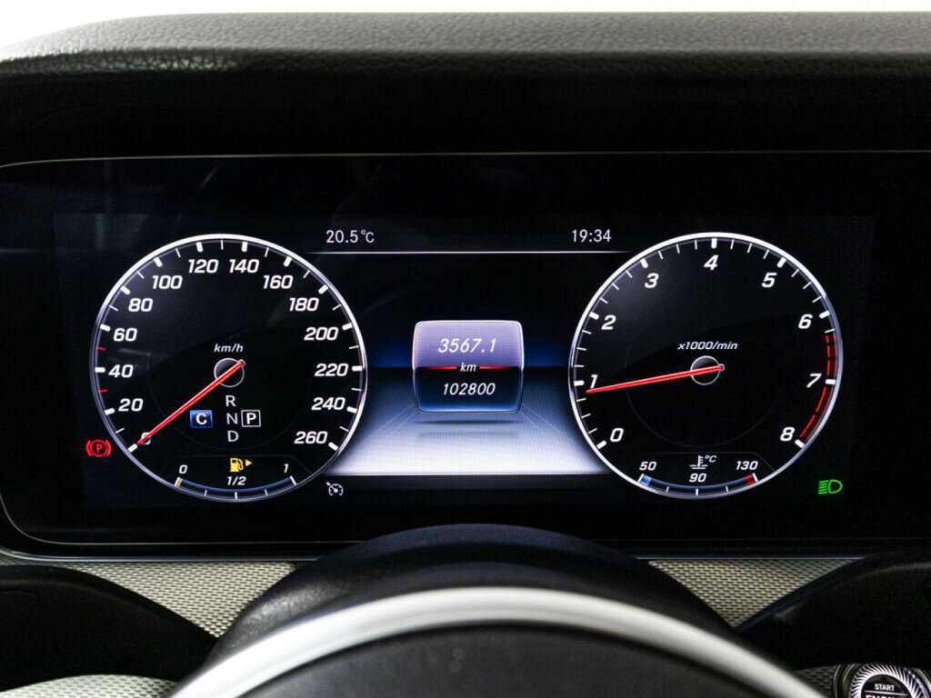 Mercedes-Benz E-Класс 200, 2018 Фото №12