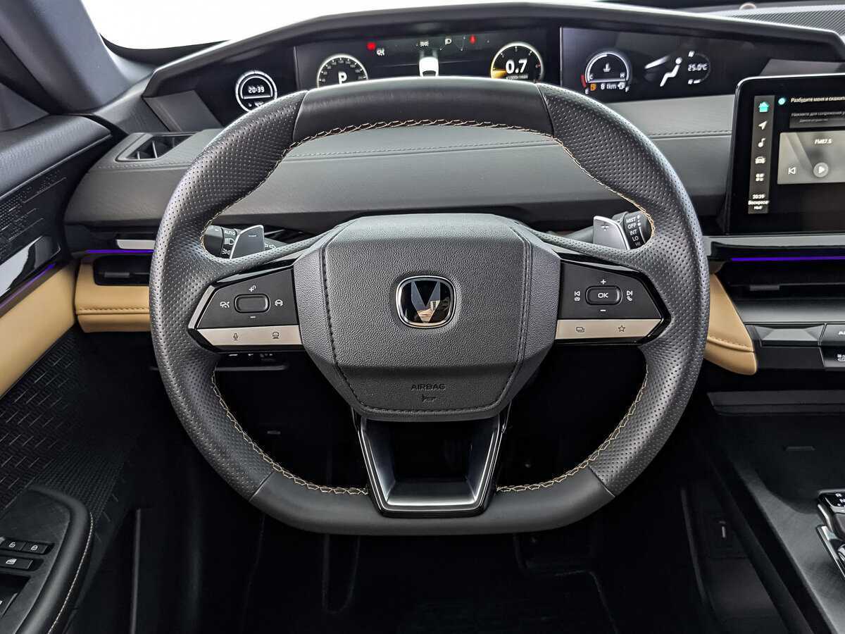 Changan UNI-V, 2022 Фото №21