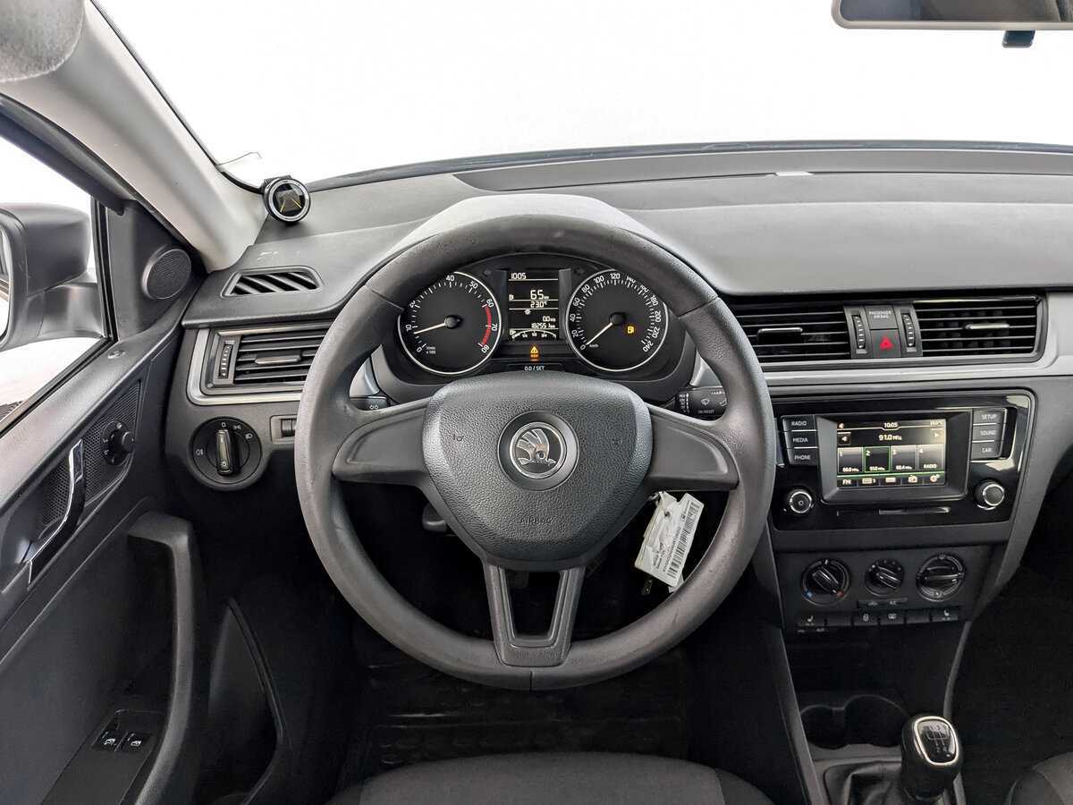 Skoda Rapid, 2017 Фото №21