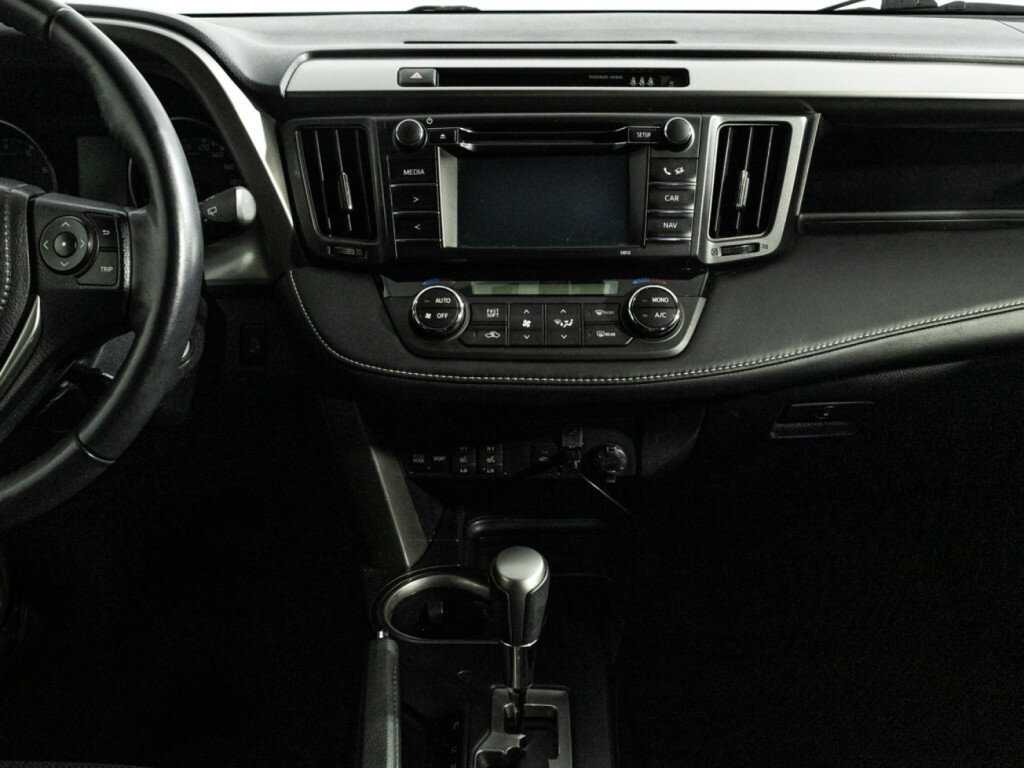 Toyota RAV4, 2015 Фото №14