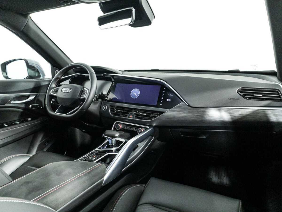 Geely Tugella, 2022 Фото №9