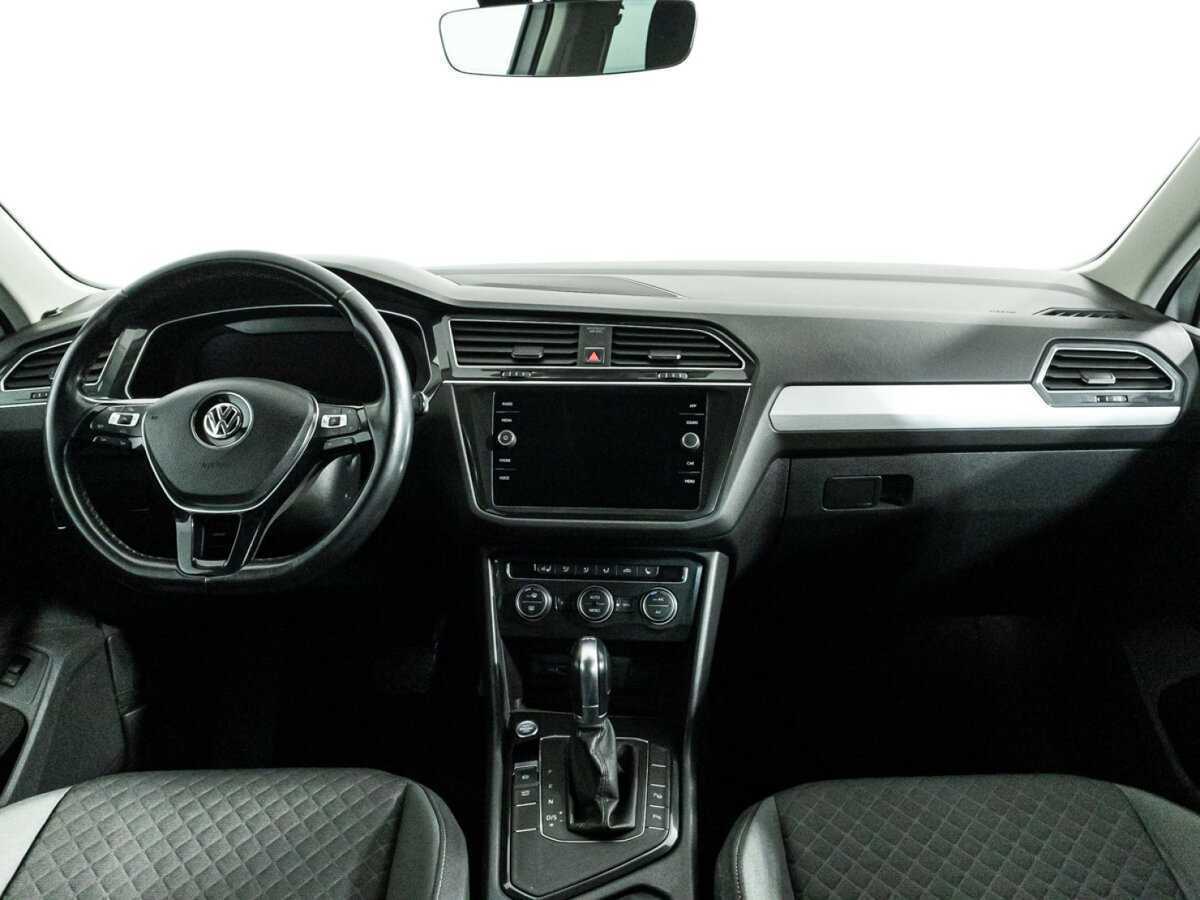 Volkswagen Tiguan, 2018 Фото №12