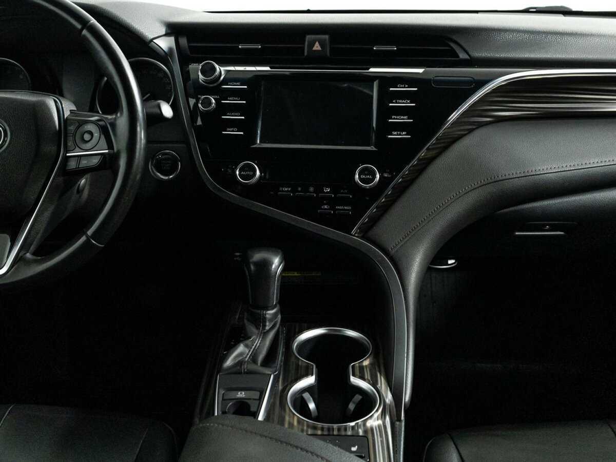 Toyota Camry, 2019 Фото №13
