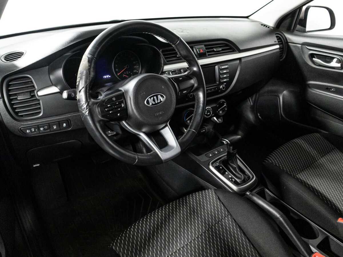 Kia Rio X-Line, 2019 Фото №11