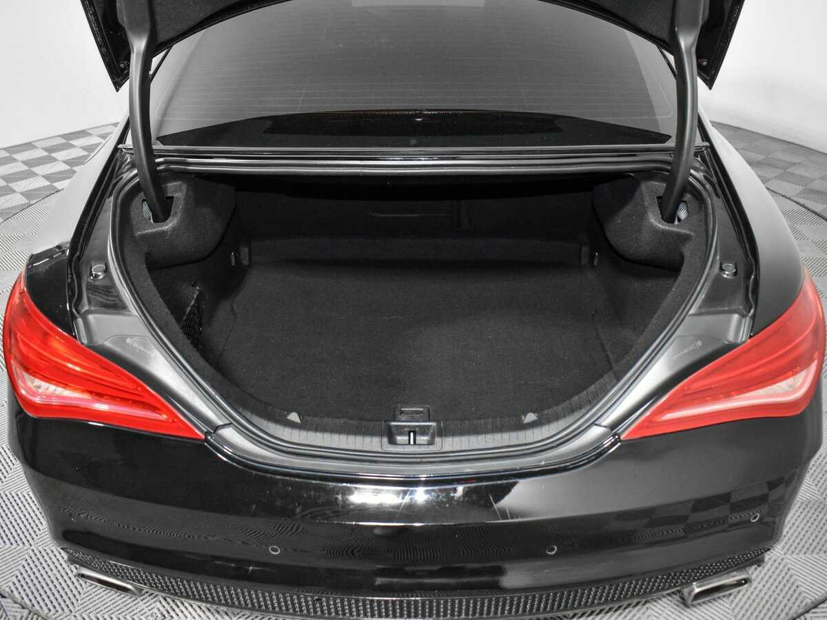 Mercedes-Benz CLA 200, 2013 Фото №16