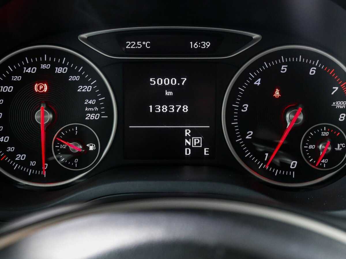 Mercedes-Benz B-Класс 180, 2015 - 138 377 км. | Фото №8